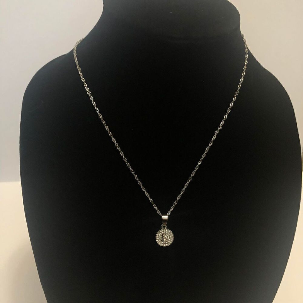 #30 silvertone intitial letter "L" CZ circle pendant necklace 18"